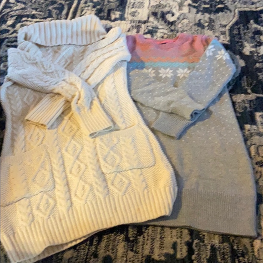 Girls 2 sweater dresses-size 8